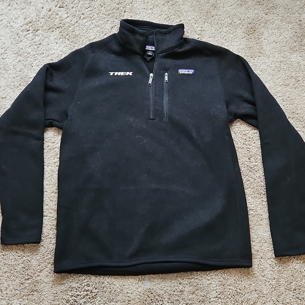 Patagonia long sleeve sweater, Trek logo on right chest, size M